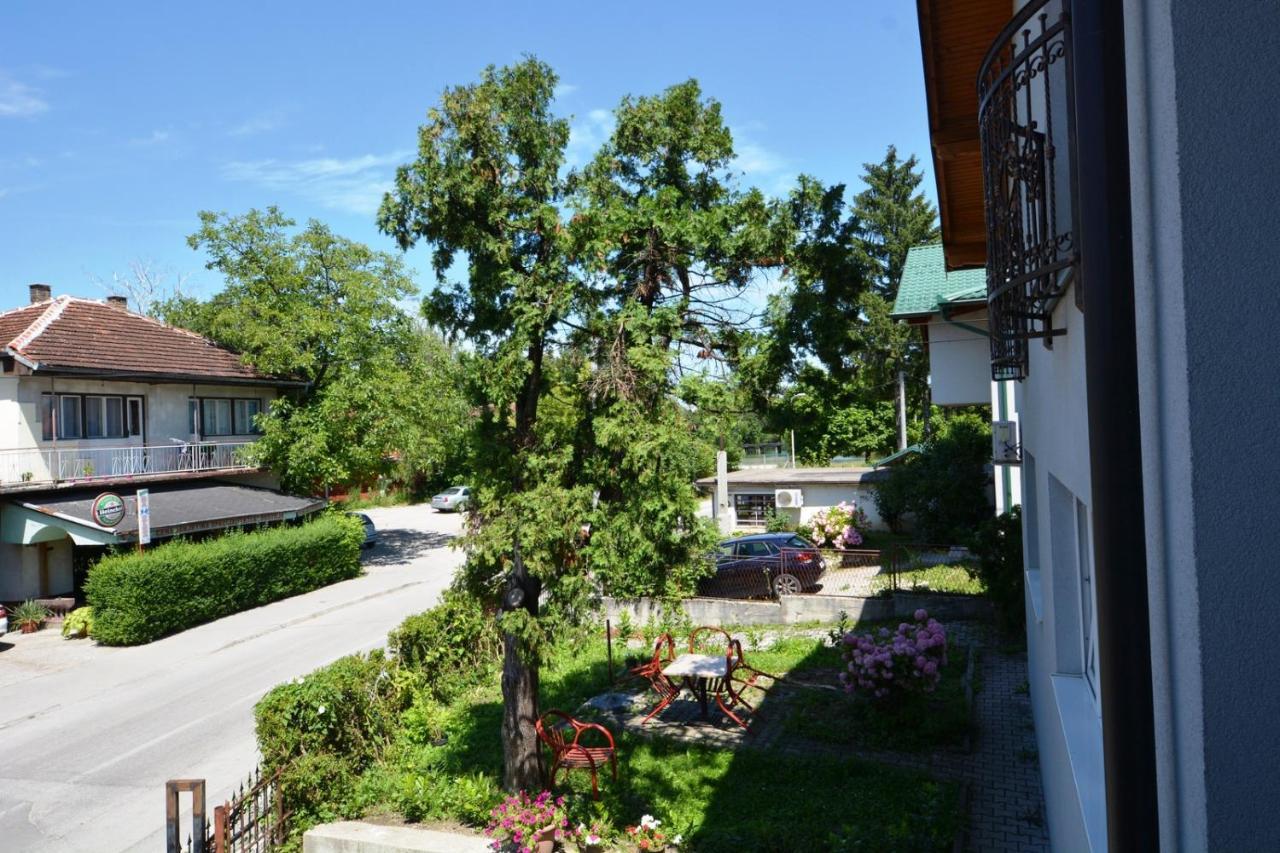 Nour El Donya Villa Bihać Dış mekan fotoğraf